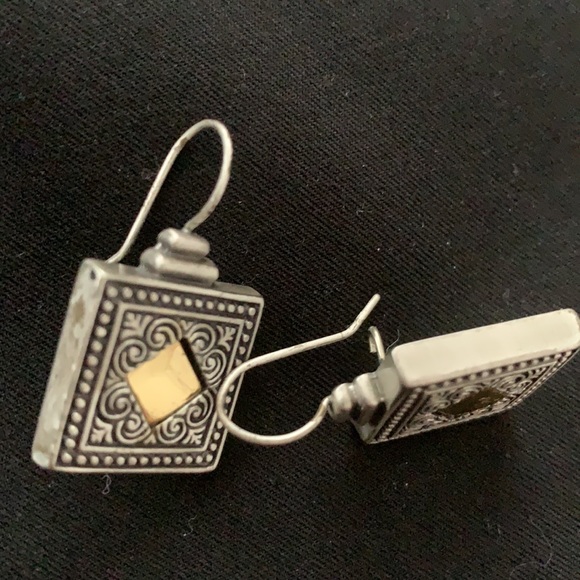 Elegant silver hook earrings with gold plate - Picture 2 of 4